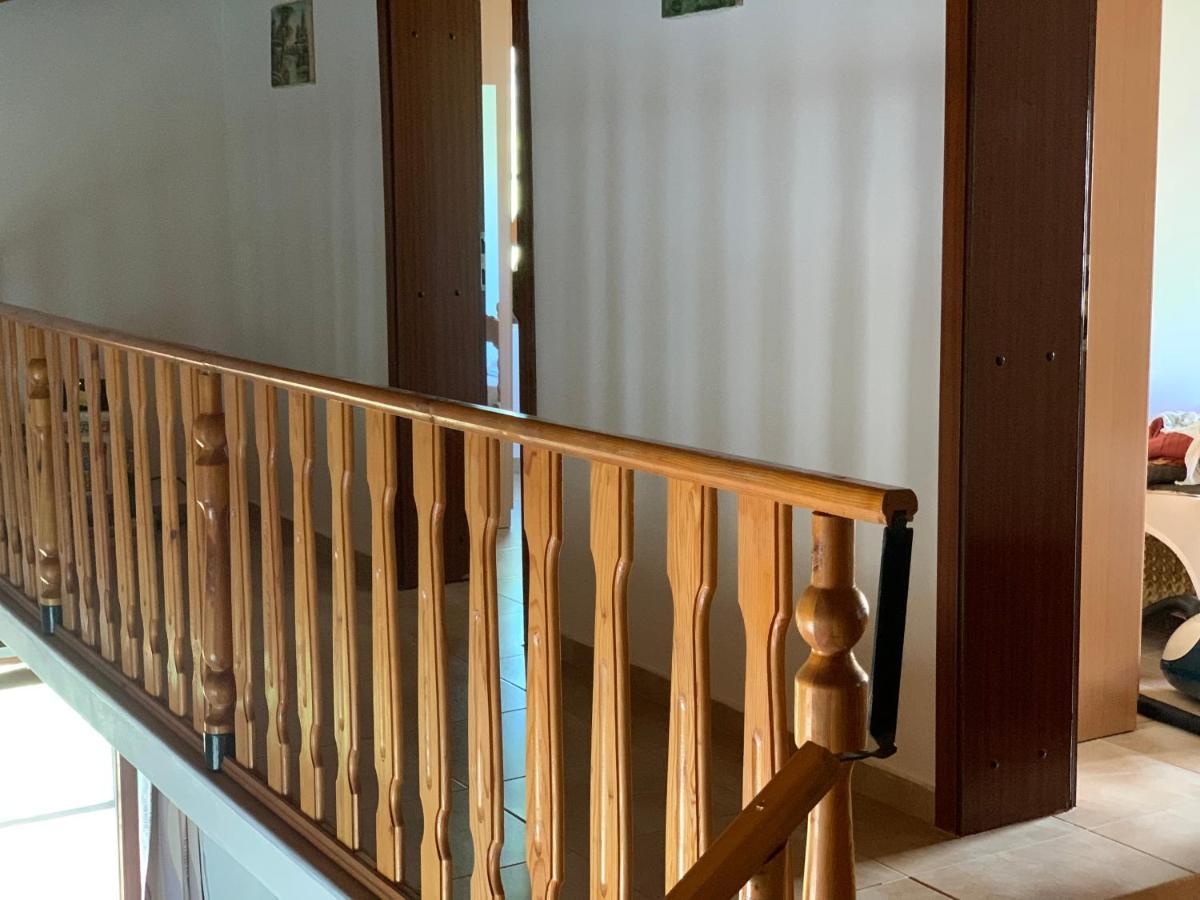 Holiday Home Bratica Улцинь Екстер'єр фото