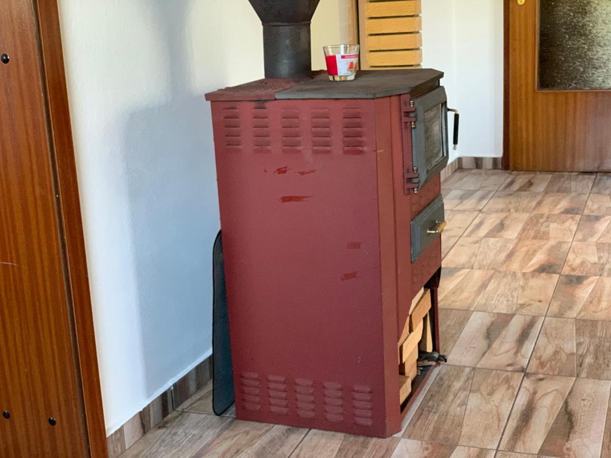 Holiday Home Bratica Улцинь Екстер'єр фото