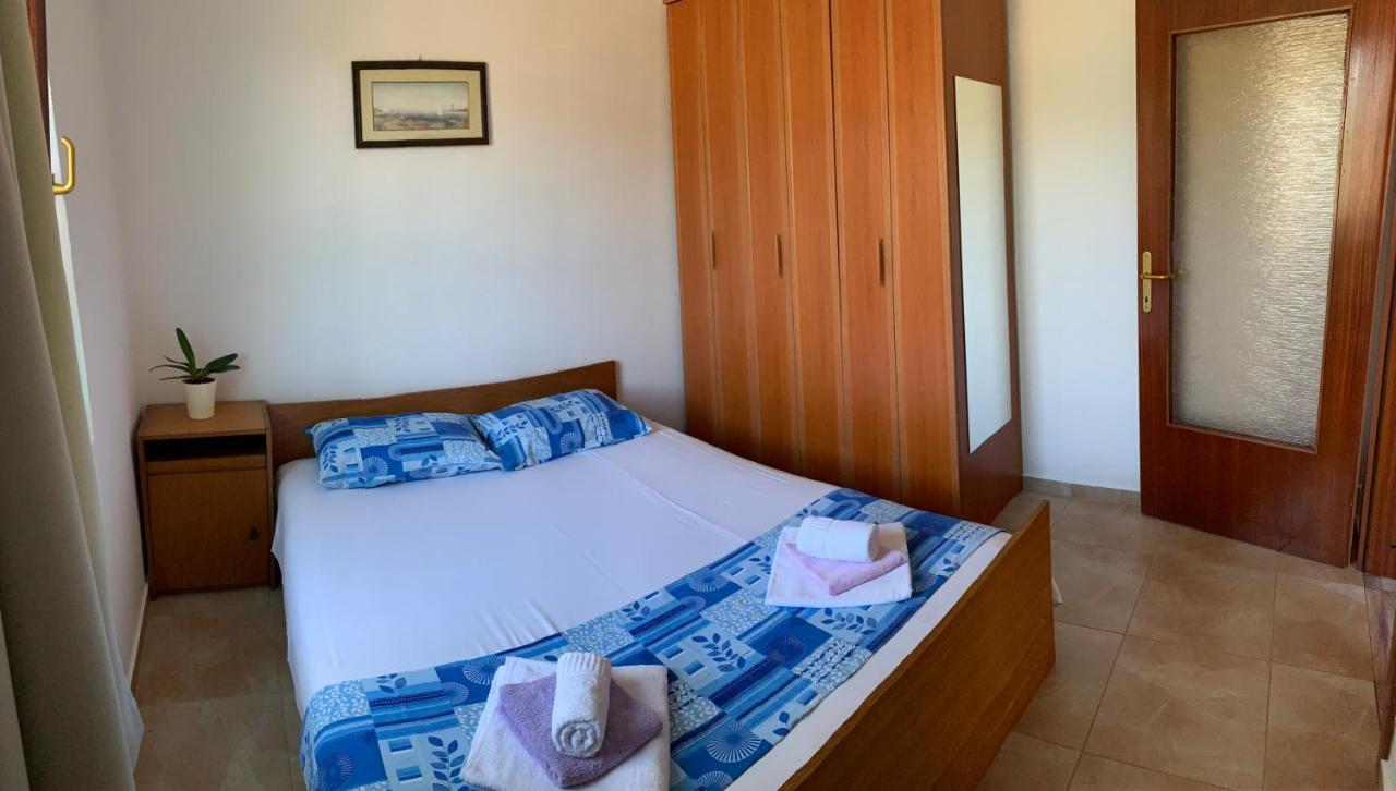 Holiday Home Bratica Улцинь Екстер'єр фото